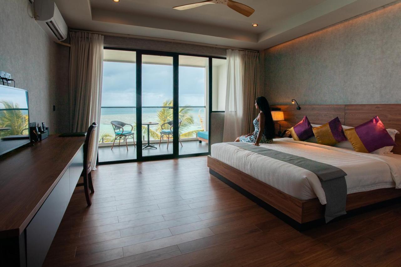 Plumeria Maldives Thinadhoo  Exterior photo