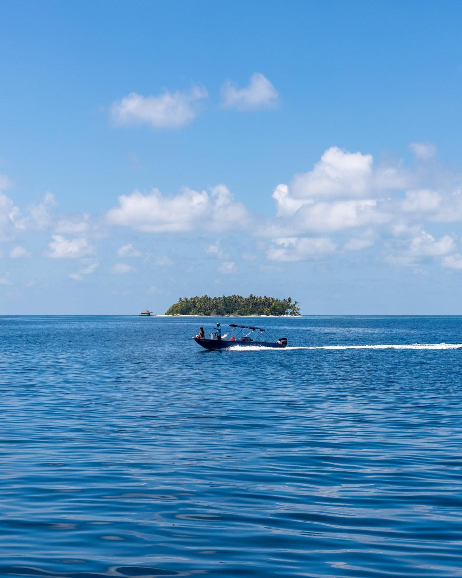 Plumeria Maldives Thinadhoo  Exterior photo