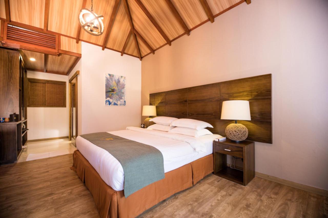 Plumeria Maldives Thinadhoo  Exterior photo